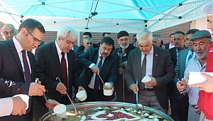 Büyükşehir’den Ekinözü’nde Aşure