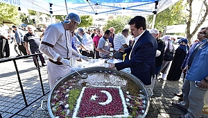 BÜYÜKŞEHİR’DEN GELENEKSEL AŞURE ETKİNLİĞİ