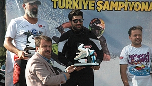 KAHRAMANMARAŞ'TA TÜRKİYE SU JETİ VE FLYBOARD ŞAMPİYONASI 
