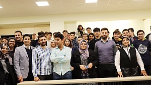 Genç Edebiyatçılar Öğrencilerle Buluştu