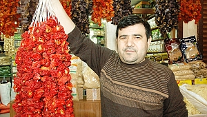 Kahramanmaraş’ta Kışlık Yiyecekler Tezgahları Süsledi