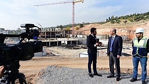 Kamu Külliyesi Hızla Yükseliyor