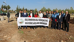 Pazarcık Belediyesi Bisiklet Ve Yürüyüş Parkuru Etrafında Fidan Dikimi Yapıldı