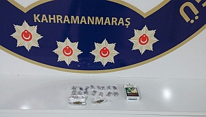 Aranan Şahıs Uyuşturucuyla Yakalandı 