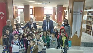 Büyükşehir’den Miniklere Kütüphane Tanıtımı