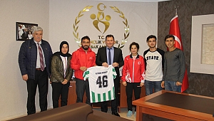 Dört Sporcumuz Hokey Milli Takımda