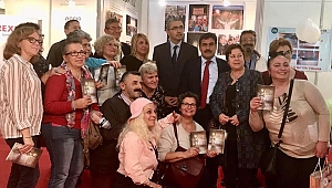 Tomurcuk İşitme Engelliler Derneği Uluslararası Fuarda İlgi Odağı Oldu