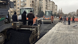 Çukurova tünel kavşak’a ilk asfalt