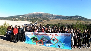 Gençler doğa yürüyüşünde buluştu