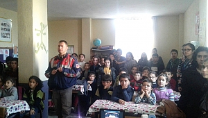 Jandarmadan Öğrencilere Trafik Eğitimi 