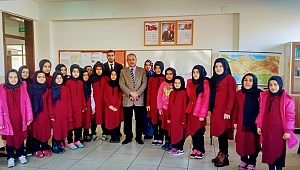 Onıkısubat Ilce Muftusu Ilıca Imam Hatıp Ortaokulunu Zıyaret Etti