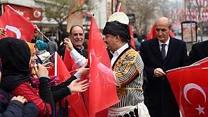 12 Şubat’ta 12 Bin Türk Bayrağı