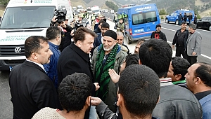 Başkan Erkoç kaza yerinde incelemelerde bulundu