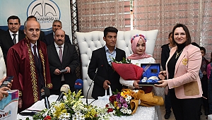 En mutlu günlerinde yanındayız