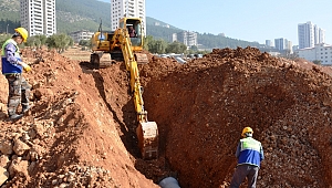 Kaski, cumhuriyet mahallesinde yağmur suyu çalışması başlattı