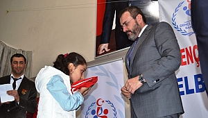 Mahir Ünal: 