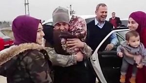 MEHMETÇİĞİN AİLESİYLE DUYGULANDIRAN BULUŞMASI