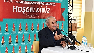 Onikişubat Belediyesi okur-yazar buluşması etkinliği devam ediyor.
