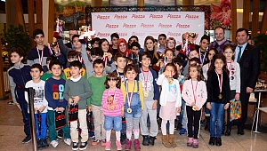 Satrancın ustaları ödüllendirildi 