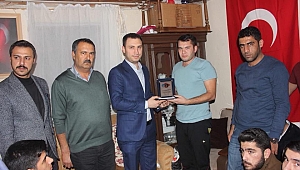 Ülkü ocakları kahraman afrin gazisini ziyaret etti
