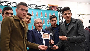 BAŞKAN MAHÇİÇEK, GELECEĞE IŞIK TUTUYOR