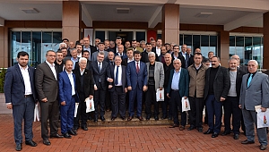 BAŞKAN MAHÇİÇEK MUHTARLARLA BİR ARAYA GELDİ