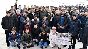 GELENEKSEL KIZAK TÜRKİYE ŞAMPİYONASI YAPILDI