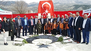ILICA’DA “ÇANAKKALE’DEN ZEYTİN DALI’NA” RESİM SERGİSİ DÜZENLENDİ