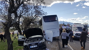 ÖĞRENCİLERİ TAŞIYAN OTOBÜS KAZA YAPTI: 1'İ AĞIR 18 YARALI 