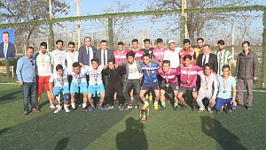 ŞAMPİYON KARAZİYARET HALK KÜTÜPHANESİ