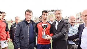 U19'DA TÜRKOĞLU BELEDİYESPOR KUPASINI ALDI