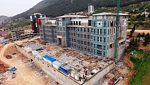 YENİ AKILLI HİZMET BİNASI İNŞAAT SÜRECİNDE SONA YAKLAŞILDI