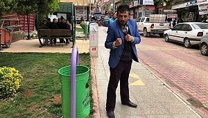 ÇÖP KOVASIYLA BOKS YAPTI 