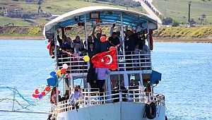 DENİZİ OLMAYAN ŞEHİRDE TEKNE TURU 