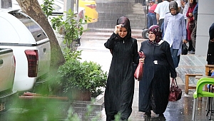 DOLU VE SAĞANAK KENTTE HAYATI OLUMSUZ ETKİLEDİ 
