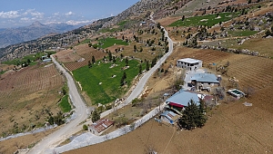 DULKADİROĞLU’NDAN BAYDEMİRLİ’YE YOL ÇALIŞMASI