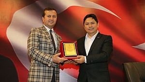  IŞIK’TAN KİTAP VE OKUMA KÜLTÜRÜ ÜZERİNE KONFERANS