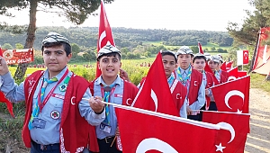 KAHRAMAN BİNLERCE İZCİ “DEDECİĞİM BEN GELDİM” DEDİ