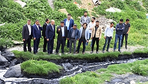 KAHRAMANMARAŞ'TA AKARSULARA KİMYASAL AKIYOR 
