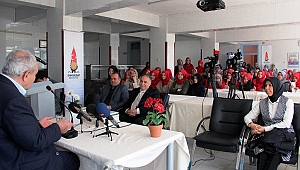 ONİKİŞUBAT BELEDİYESİ EĞİTİM PROGRAMLARINA TÜM HIZIYLA DEVAM EDİYOR