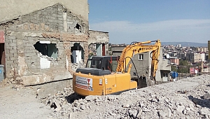 TEKKE’DE KENTSEL DÖNÜŞÜM DEVAM EDİYOR