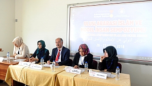 ULUSLAR ARASI İSLAM VE MODEL İNSAN SEMPOZYUMU DEVAM EDİYOR