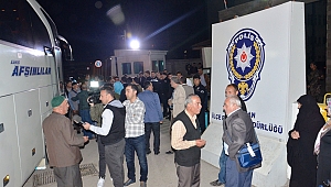 UMRE VAADİYLE DOLANDIRICILIK YAPTIKLARI İDDİA EDİLEN 2 KİŞİ GÖZALTINA ALINDI