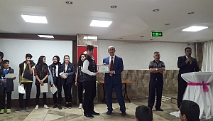 AKMOD GÖNÜLLÜLERİNE SERTİFİKA