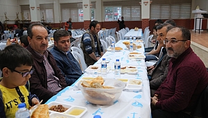 BELEDİYENİN GÖNÜL SOFRASI İLK MİSAFİRLERİNİ AĞIRLADI…