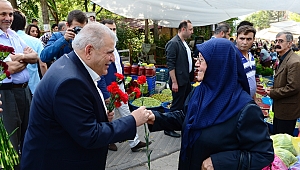 EN KUTSAL MERTEBEDE BULUNAN ANNELERİMİZ, GÜNÜNÜZ KUTLU OLSUN