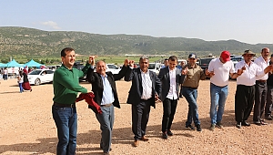 EVRİ 3. BAHAR ŞENLİĞİ'NE BAŞKAN BOZDAĞ DAMGASI