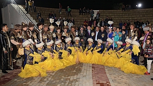 KAZAK MÜZİĞİ VE FOLKLOR TOPLULUĞUNDAN AFŞİN’DE SAHNE…