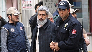 YOKSULLARA DAĞITMAK İÇİN TOPLADIKLARI KURBANLARI SUCUK YAPIP SATTILAR 