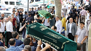 ANNE VE 2 ÇOCUĞU YAN YANA TOPRAĞA VERİLDİ 